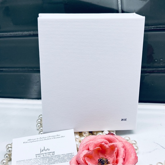 Dior J’adore 2pc Gift Set:  .17oz/5ml & Beautifying Body Milk 20ml. - Picture 4 of 8